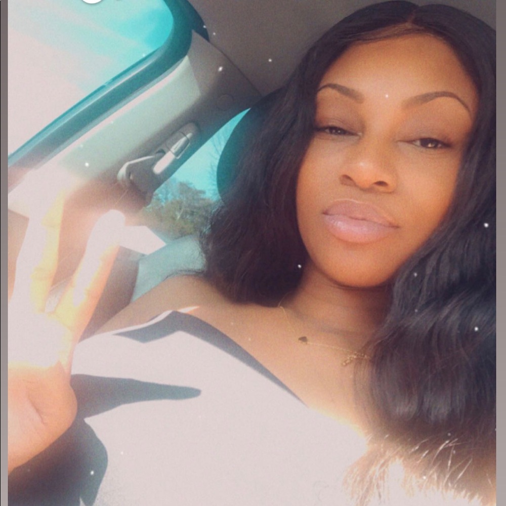 Meet your Posher, Talisha